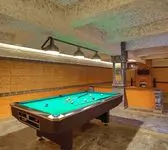 Бильярдный стол