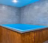 Нижний люкс