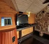 музыкальный автомат, TV, камин