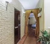 Вход в баню и к бассейну