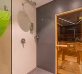 Вход в сауну