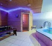 Комната отдыха и бассейн