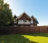 большой коттедж