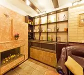 гостиная с камином