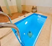 Бассейн, душ