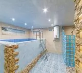 бассейн, душ