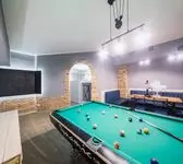 бильярдный стол