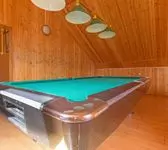Бильярдный стол