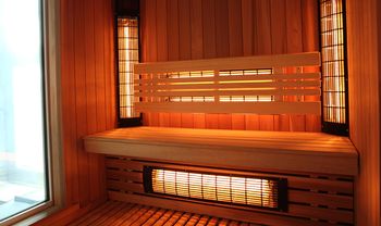 Вся польза ИК-кабины в своем доме